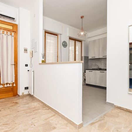 Vista Mare & 300Mt Da Spiaggia Con Freeparking E Ac Laigueglia Exterior photo