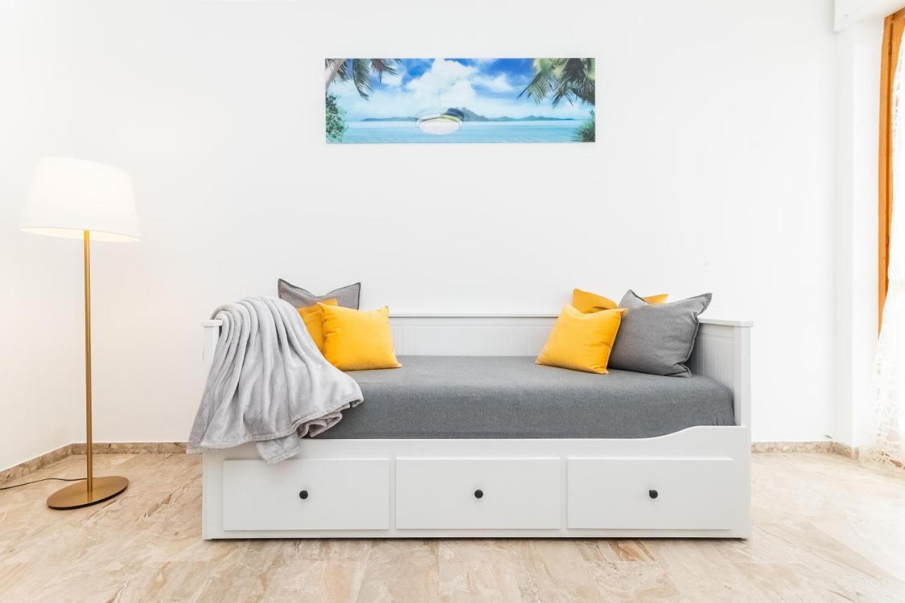 Vista Mare & 300Mt Da Spiaggia Con Freeparking E Ac Laigueglia Exterior photo